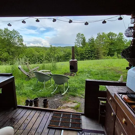 Wooden Cabin In Nature Troche Extérieur photo